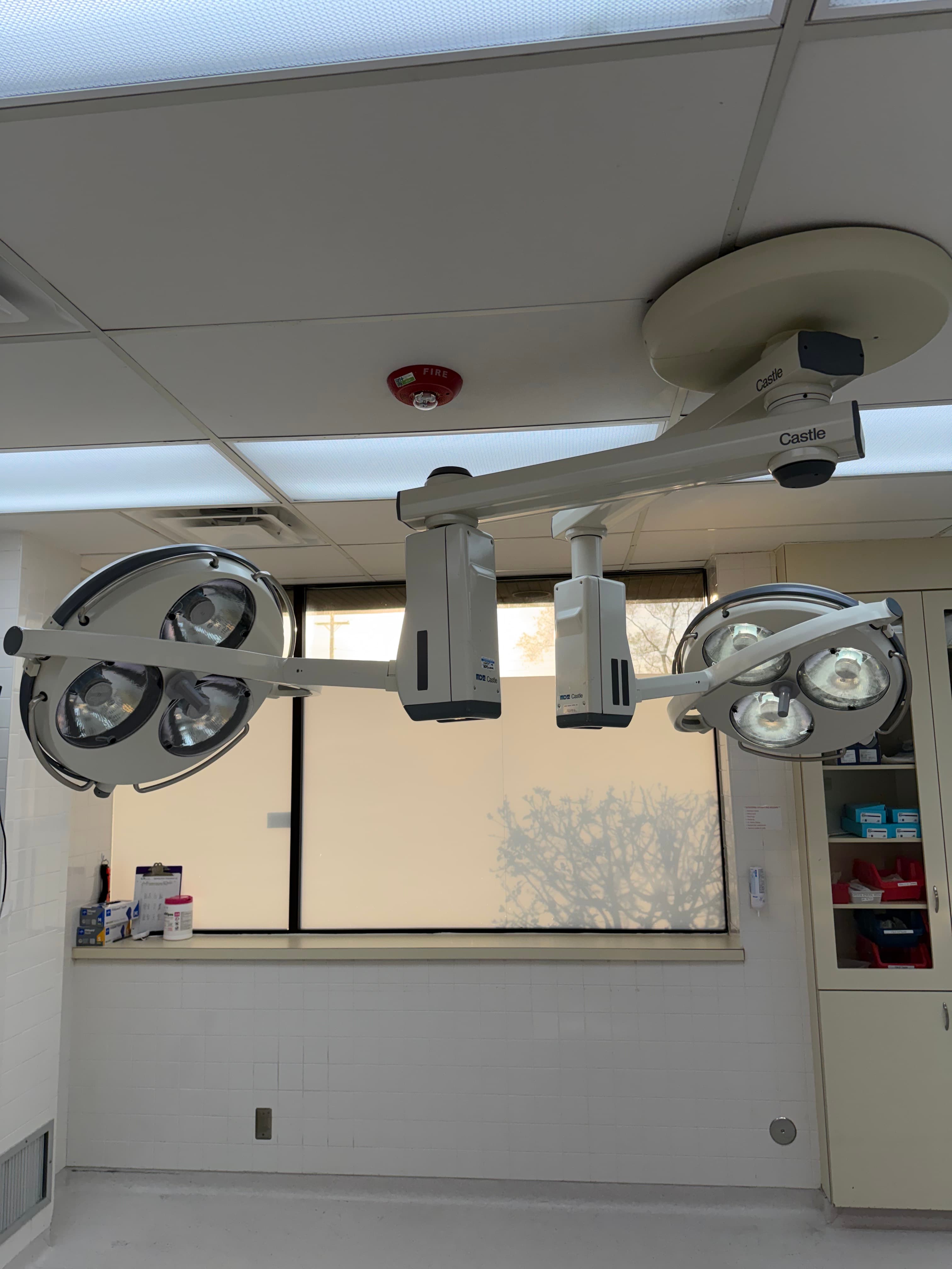 Surgical Light System Installation & Integration — project image 2